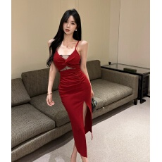 批发实拍低胸蕾丝拼接高开叉<b class='q'>吊带</b>中长款打底连衣裙