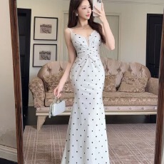 批发 实拍波点女郎新款无袖吊带波点优雅连衣裙
