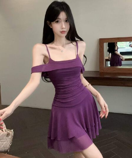 실사 프랑스식 소녀 데이트 드레스 부적 디자인 센스 보트넥 새는 어깨 사진 찍기 미니 스커트