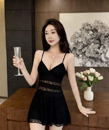 실사 섹시함 홀로우 아웃 하프 ~을 통해 타이트 허리 수축 큰 진자 레이스 드레스
