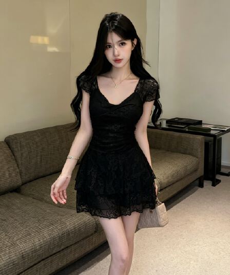 실사 프랑스식 레트로 섹시함 깊은 V 넥 레이스 망사 여성 드레스 여름 품격 허리 수축 슬림해 보이는