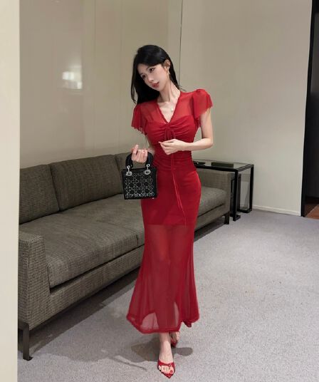 실사 순수한 욕망 로얄 자매 망사 V넥 펌프 Pleat 반팔 시스루 몸매 가꾸기 인어 꼬리 롱 코트 데이트 예복 치마