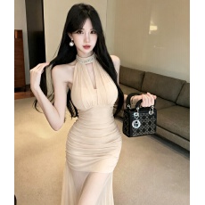 批发 实拍法式高级感挂脖网纱连衣裙新款气质收腰显瘦度假长裙子