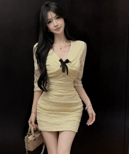 실사 작은 키 순수한 욕망 바람 몸매 가꾸기 레이스 드레스 나비 매듭 슬림해 보이는 타이트 스커트 미니 스커트