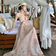 批发三亚海边法式<b class='q'>沙滩裙</b>度假连衣裙碎花女<b class='q'>长裙</b>海岛绝美