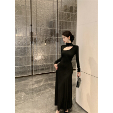 批发实拍黑色性感镂空长袖连衣裙法式高领<b class='q'>气质</b>修身内搭小心机镂空长裙