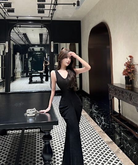 실사 섹시함 V넥 불규칙 드레스 여름 슬림해 보이는 허리 수축 캐주얼 치마 핫걸 몸매 가꾸기 타이트 스커트 롱 스커트