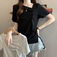 批发<b class='q'>大码</b>女装2026夏季新款<b class='q'>胖</b><b class='q'>MM</b><b class='q'>斜</b>领褶皱下摆抽绳不规则设计感显瘦T恤