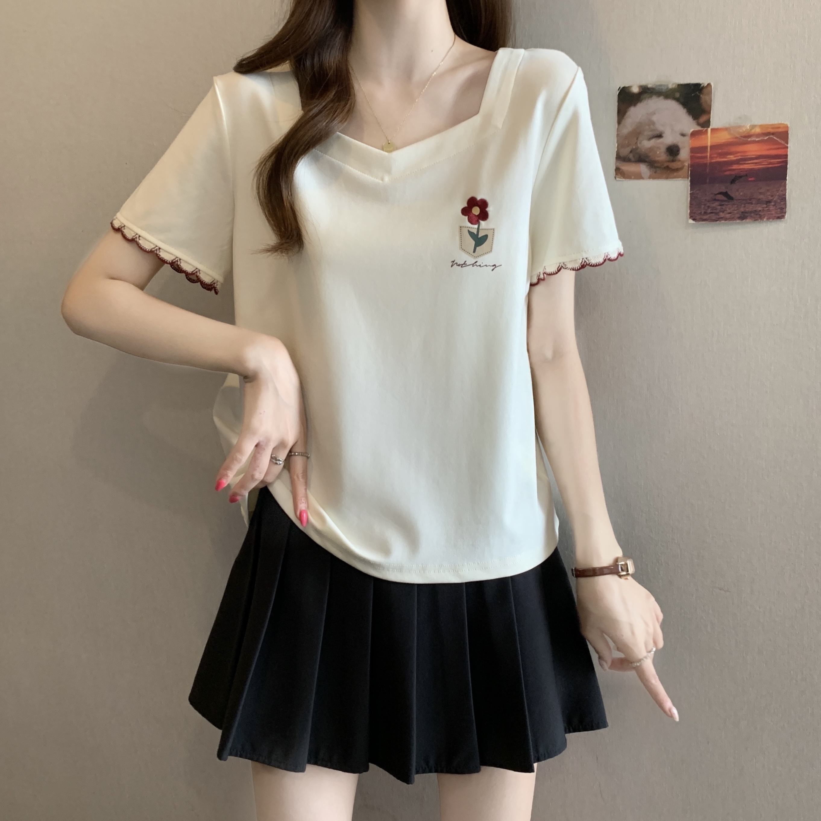 여름 새로운 지방 mm 광장 칼라 자수 배색 레이스 패치워크 디자인 센스 표지 고기 슬림해 보이는 다용도 연령 감소 티셔츠 여성