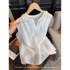 批发白色V领木耳边亚麻无袖上衣女夏季新款法式高级感减龄老钱风背心