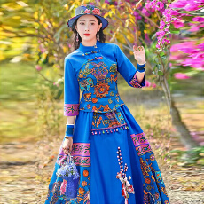 批发民族风复古新款云南贵州旅拍广西三月三套装裙两件套春夏新品