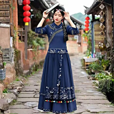 批发青花瓷棉麻少数民族风布依族女装新款立领上衣网纱大摆半身裙套装