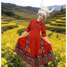 批发少数民族<b class='q'>新娘</b>服礼服壮族苗族舞台表演服摄影旅拍绣花七分袖套衣服