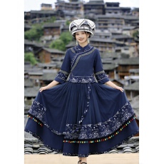 批发民族风<b class='q'>修身</b>旗袍领中袖绣花上衣半身裙2026新款三月三广西壮族套装