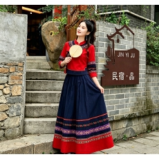批发少数民族<b class='q'>服装</b>女新款苗族刺绣套装复古改良民族风上衣大摆长裙<b class='q'>演出</b>