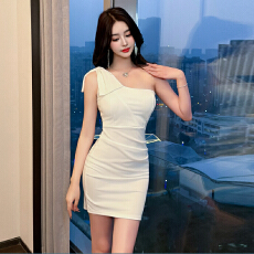 实拍+视频 2026新款性感露肩蝴蝶结斜肩连衣裙夜场修身显瘦包臀裙