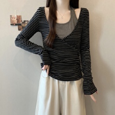 批发实拍~大码条纹t恤<b class='q'>女</b>秋季新款假两件挂脖<b class='q'>吊带</b>胖mm显瘦遮肉上衣