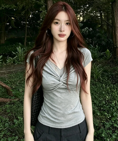 빅 사이즈 지방 mm 순수한 욕망 바람 비틀림 V넥 반팔 티셔츠 여성 여름 디자인 센스 몸매 가꾸기 슬림해 보이는 핫걸 맨위