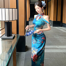 批发新中式设计师款流苏手工钉珠缎面印花<b class='q'>旗袍</b>长裙礼服