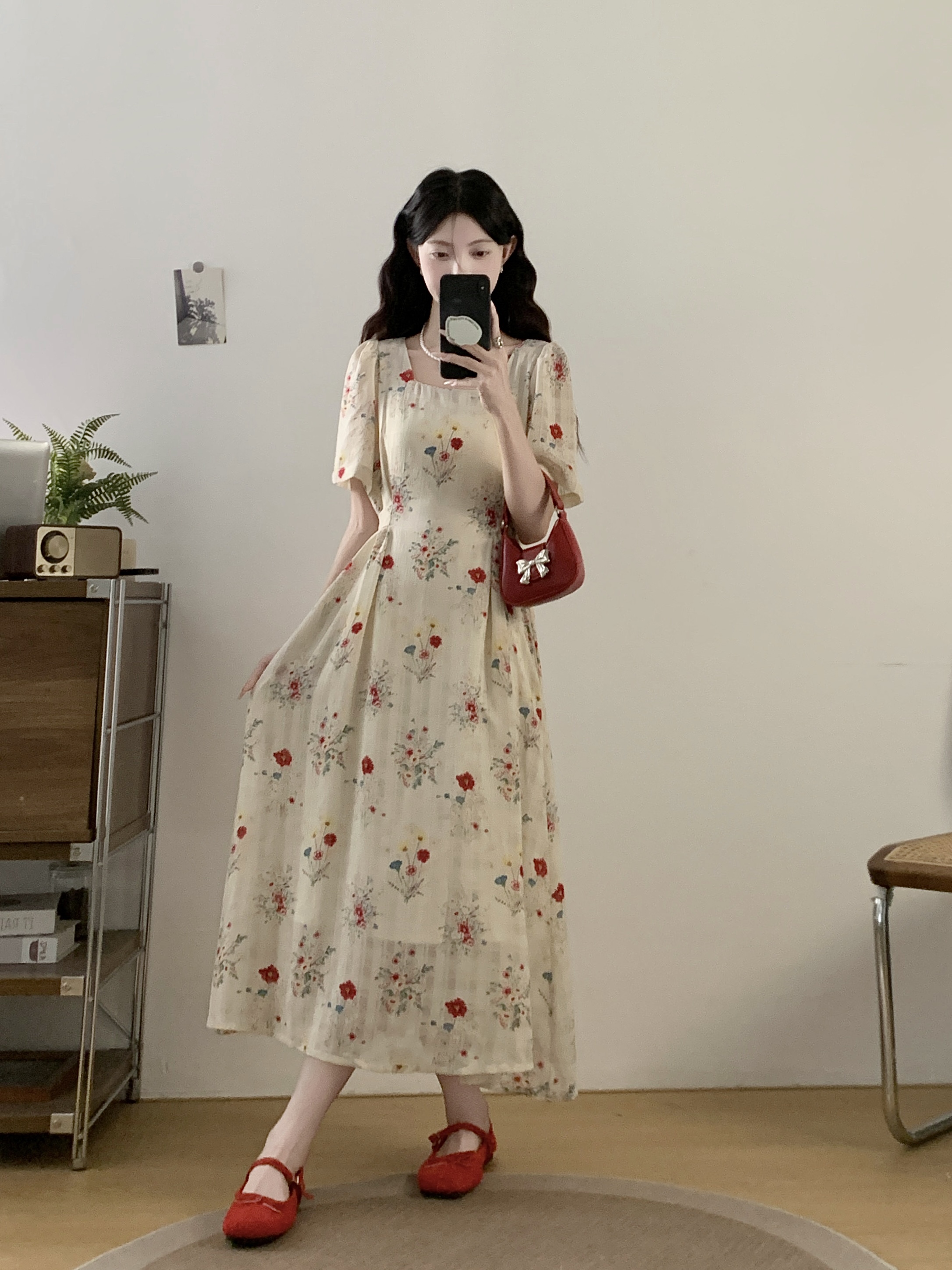 실사 새로운 빅 사이즈 여름 프랑스식 품격 광장 칼라 꽃무늬 슬림해 보이는 롱 코트 심지어 치마