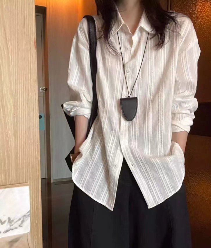 새로운 빅 사이즈 프랑스식 자카드 자외선 차단 화이트 여성 여름 루즈핏 다용도 셔츠