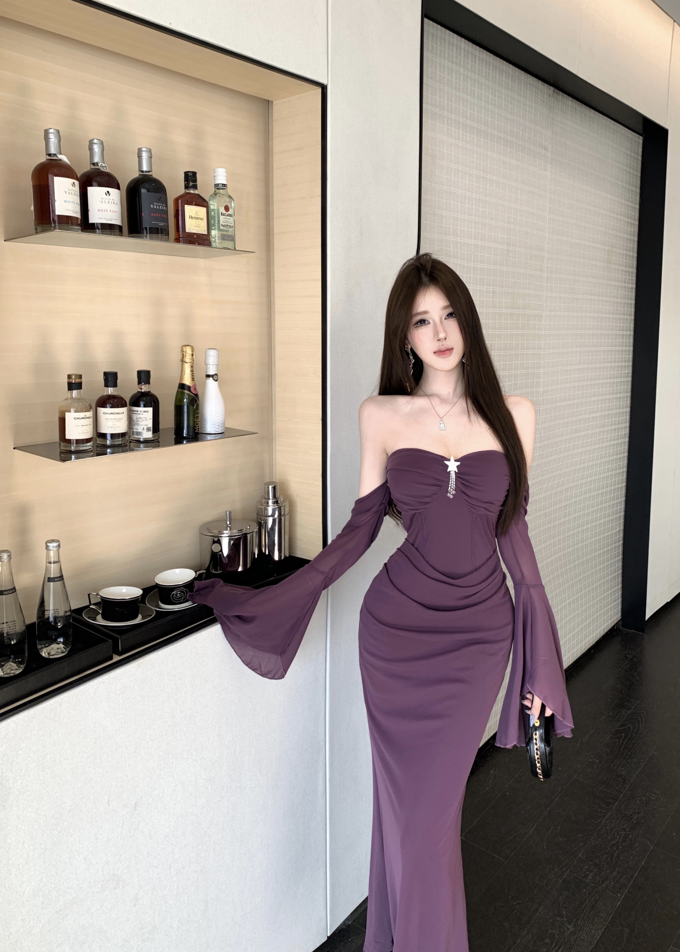 모델 실사 새로운 패션 작은 대중 디자인 순수한 욕망 빛 럭셔리 섹시함 오프숄더 드레스