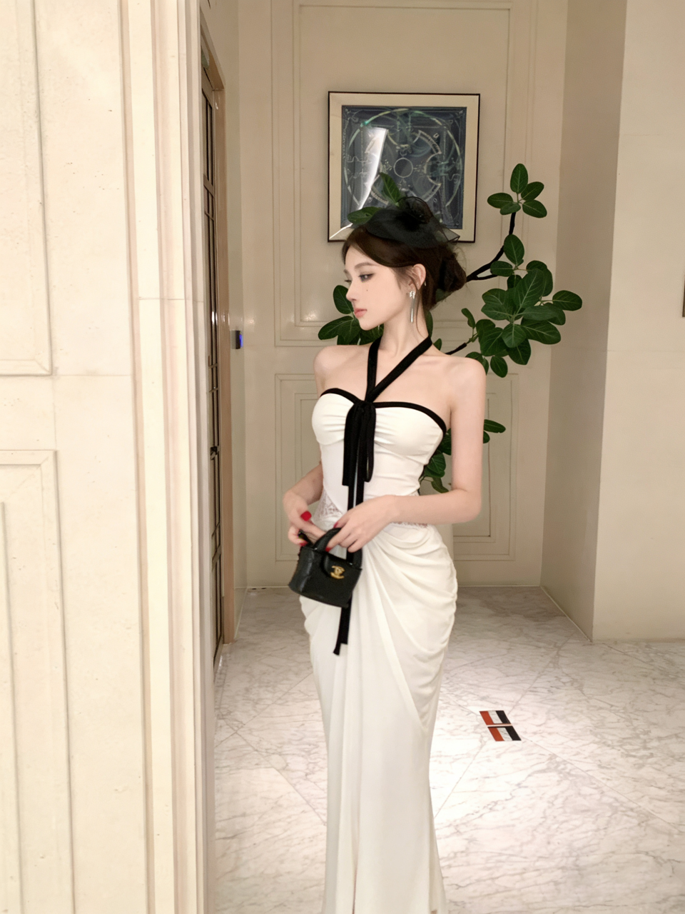 모델 실사 새로운 품격 행침 목 홀로우 아웃 레이스 조각 섹시함 몸매 가꾸기 슬림해 보이는 드레스