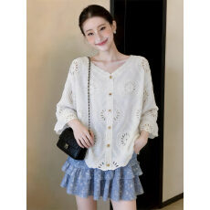 批发实拍大码女装新款胖妹妹宽松显瘦棉麻镂空刺绣九分袖开衫上衣