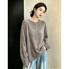 批发实拍大码女装秋冬新款韩版设计感减龄百搭条纹打底外穿T恤卫衣