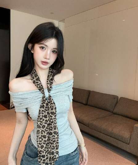 실사 새로운 순수한 욕망 핫걸 디자인 센스 오프숄더 몸매 가꾸기 Chic 반팔 티셔츠 맨위 여성 리본