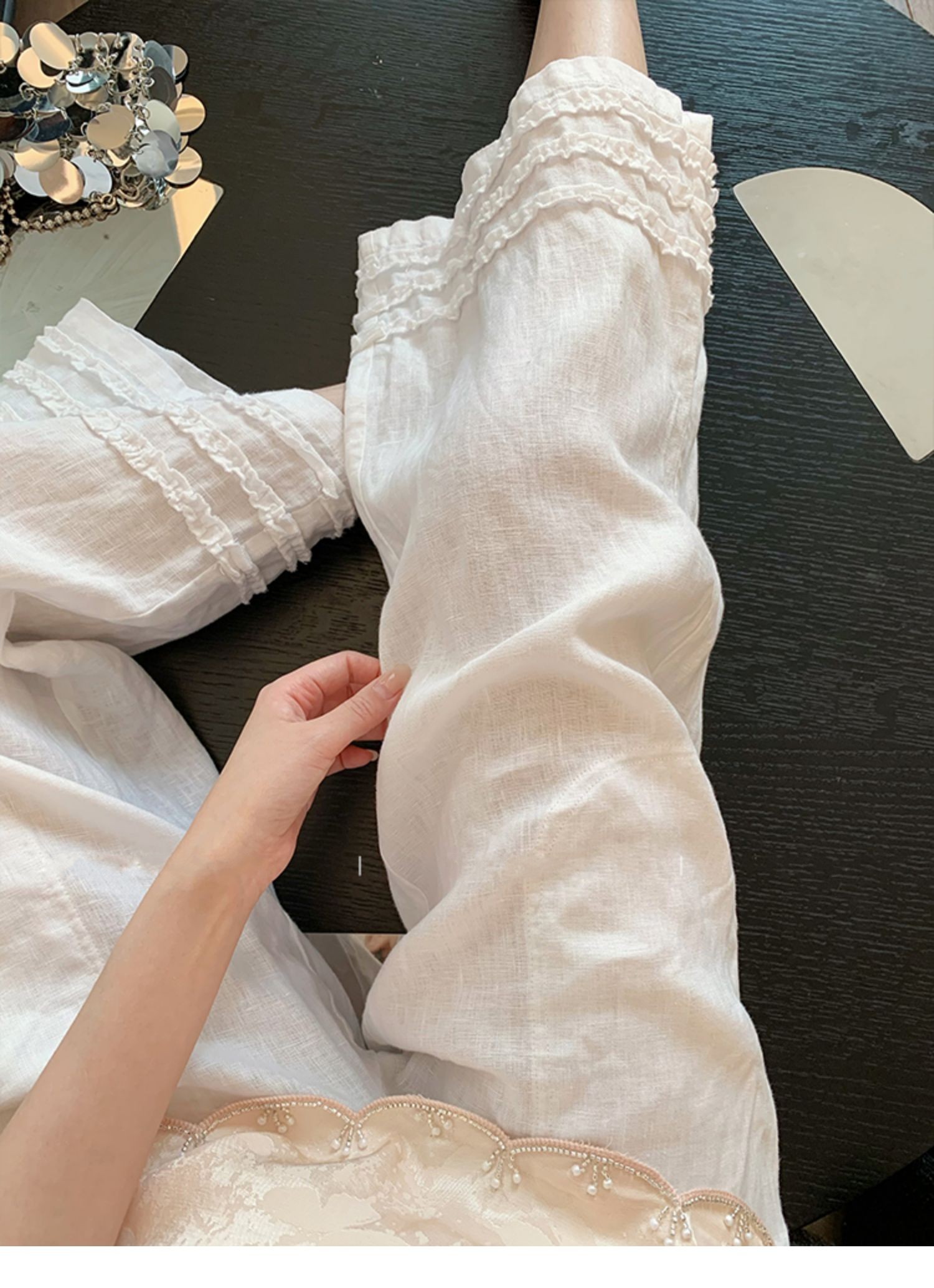 느슨함 센스 프릴 스트레이트 아마 캐주얼 바지 여성 2026 여름 새로운 느긋한 다용도 화이트 와이드 레그 팬츠