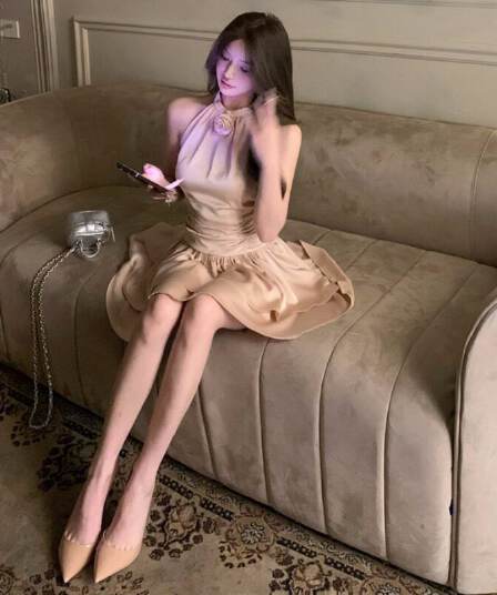 프랑스식 품격 명문 여성 아세트산 새틴 민소매 행침 목 드레스 작은 대중 디자인 케이크 퍼프 생일 작은 행사 치마