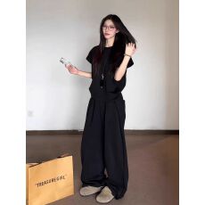 巨好看的夏装一整套女2026高级感小众短袖上衣垂感阔腿裤两件套