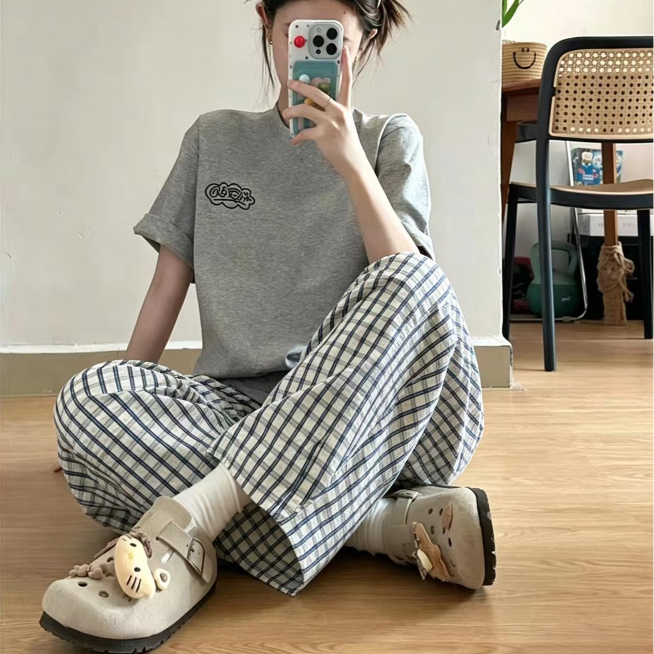 아메리칸 파란색 체크무늬 바지 여성 여름 얇은 스타일 청 순수한 시스템 느슨함 센스 바지 얼음 실크 루즈핏 느긋한 바람 와이드 레그 팬츠