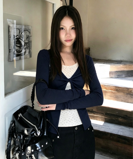 260 그램 사람들 면 한 부서 블루 싸움 꽃무늬 페이크 레이어드 긴팔 티셔츠 여성 가을 몸매 가꾸기 느긋한 센스 아름다운 맨위