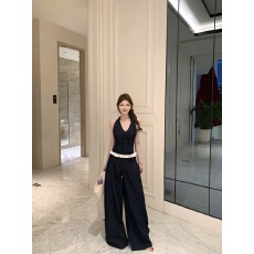 批发蕾丝边天丝<b class='q'>牛仔</b>套装女挂脖吊带背心阔腿休闲裤两件套潮