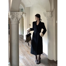 批发高级感<b class='q'>中长款</b>呢子<b class='q'>风衣</b>外套女轻熟风大衣毛毛袖圈可拆卸