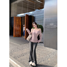 批发穿搭一整套韩系纯欲风辣妹气质斜肩针织毛衣微喇裤<b class='q'>两件套装</b>