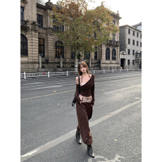 批发性感辣妹亮片挂脖假两件长袖<b class='q'>上衣</b>女御姐穿搭套<b class='q'>装</b><b class='q'>裤</b>子两件套