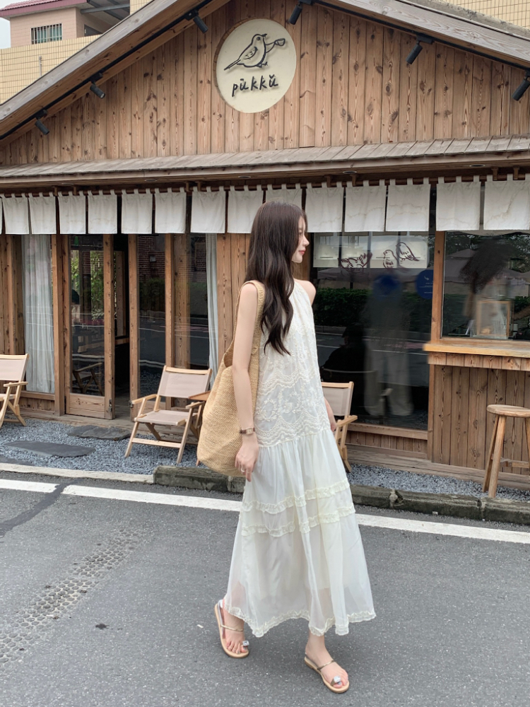 실사 정가 여름 chic 프랑스식 미니멀리즘 민소매 루즈핏 롱 코트 프릴 자수 행침 목 여성 드레스