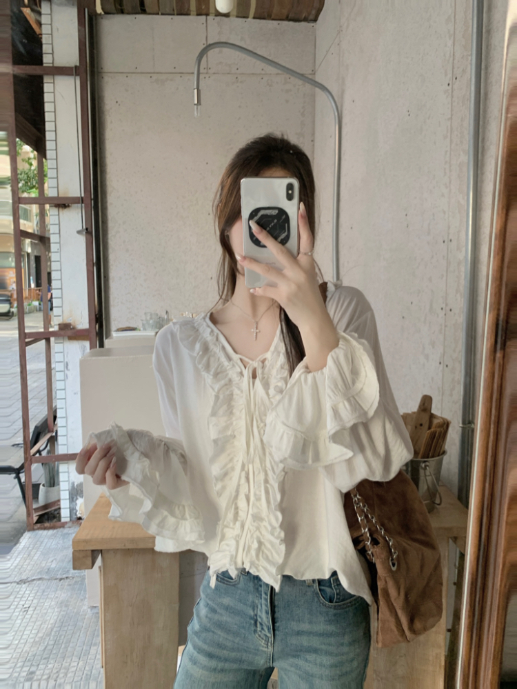 秋季法式V领系带木耳边显瘦喇叭袖韩系气质衬衫上衣女 服裝批發女裝批發服飾貨源