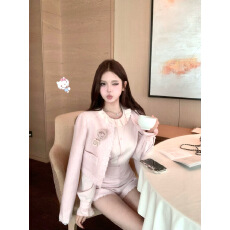 批发实拍刺绣花边娃娃领粉色<b class='q'>衬衫</b>+编织小香蕾丝边短款外套配花朵+短<b class='q'>裤</b>