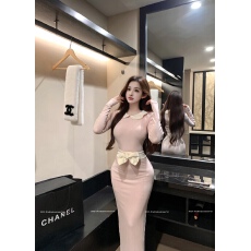 批发实拍 甜心公主 纯欲风<b class='q'>娃娃领</b>修身显瘦粉色包臀<b class='q'>连衣裙</b>配蝴蝶结腰带