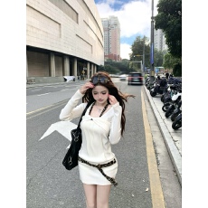 批发实拍 古早设计感性感千禧辣妹<b class='q'>豹纹</b>挂脖绑带内搭针织长袖<b class='q'>连衣裙</b>