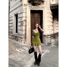 批发实拍 抹茶森林 木耳边<b class='q'>提花</b>蕾丝吊带荷叶边<b class='q'>连衣裙</b>送同面料安全裤夏