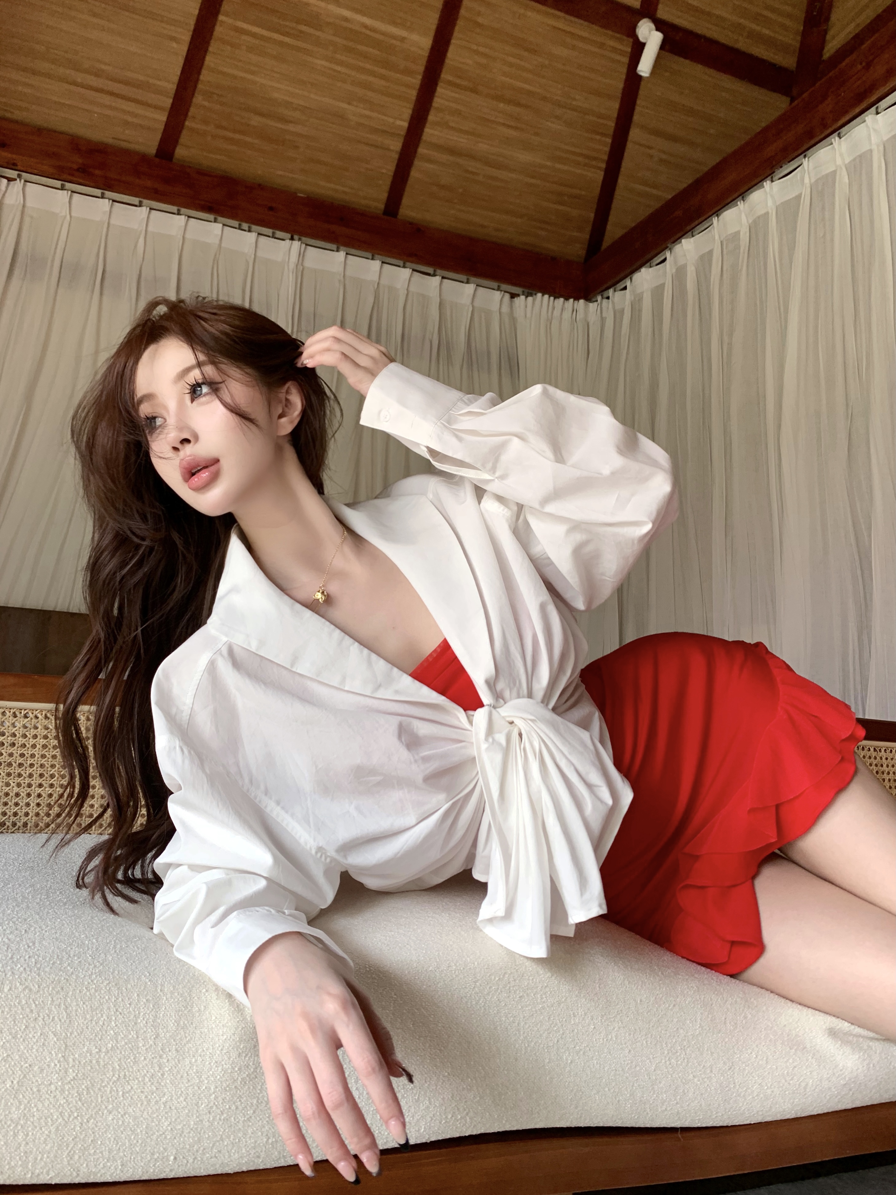 실사 호주 와일드 로즈 해체 마 Pleat 비틀림 쇼트 스타일 셔츠 자외선 차단 재킷 슬립 튜브탑 드레스