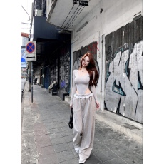 批发实拍 Jennie感连档连体衣拉链<b class='q'>打底</b>衫+荷叶边拼接腰头抽绳阔腿裤秋