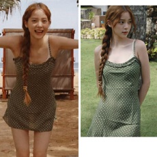 批发欧阳娜娜同款<b class='q'>连衣裙</b>法式风绿色<b class='q'>波点</b>显瘦木耳边领露背吊带短款裙子