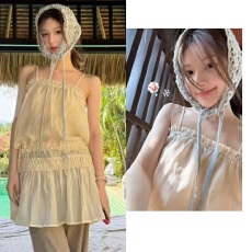 批发赵露思同款米粉色花边拼接吊带褶皱收腰设计感度假风叠穿<b class='q'>连衣裙</b>女