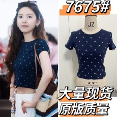 批发章若楠同款藏青色印花<b class='q'>T</b><b class='q'>恤</b>针织短袖圆领修身花边拼接短款上衣女夏